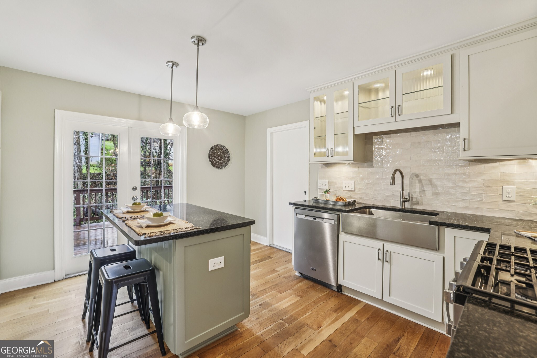 9950 Lake Forest Way