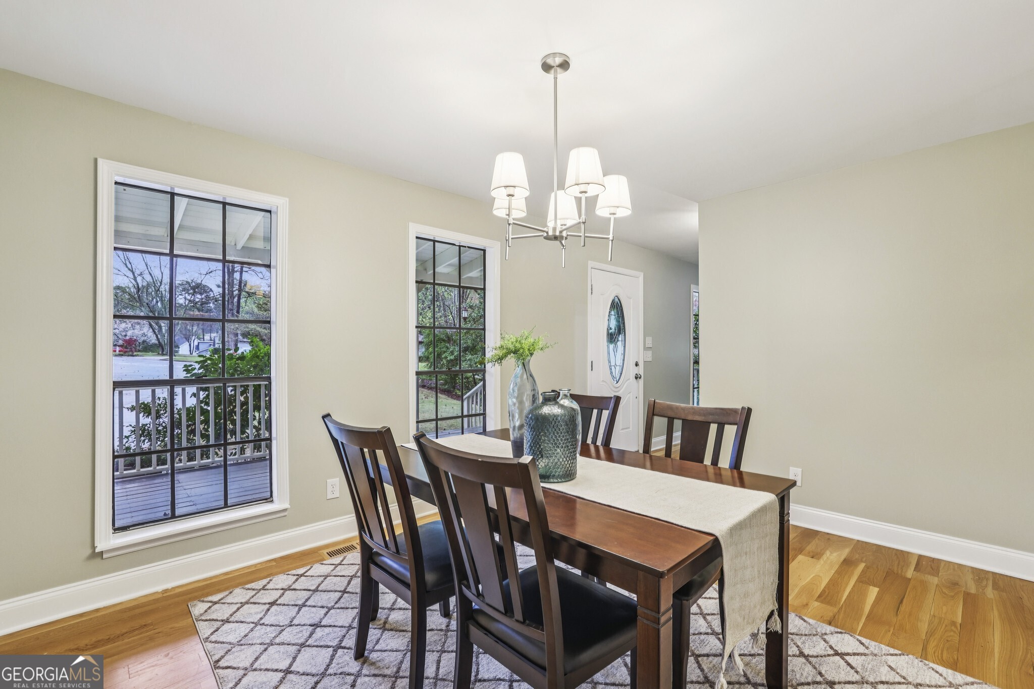 9950 Lake Forest Way