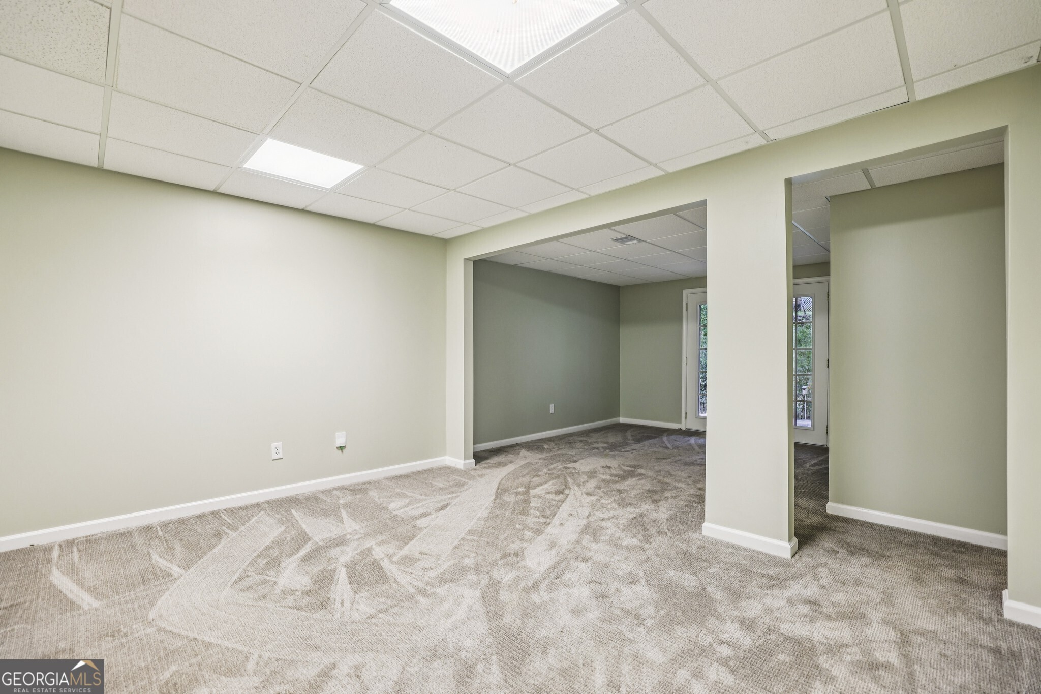 9950 Lake Forest Way