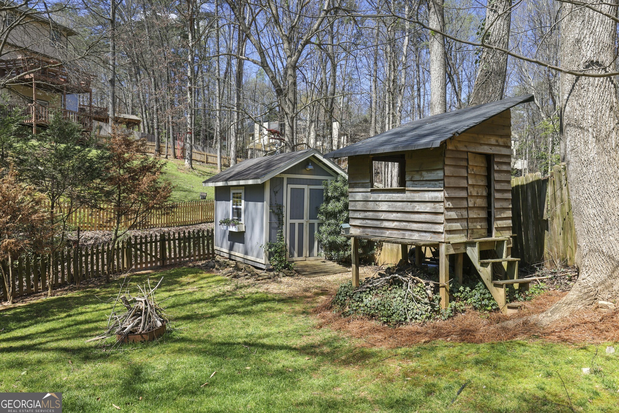 9950 Lake Forest Way