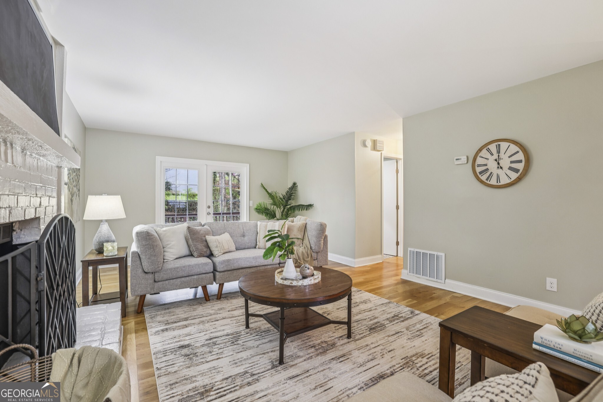 9950 Lake Forest Way