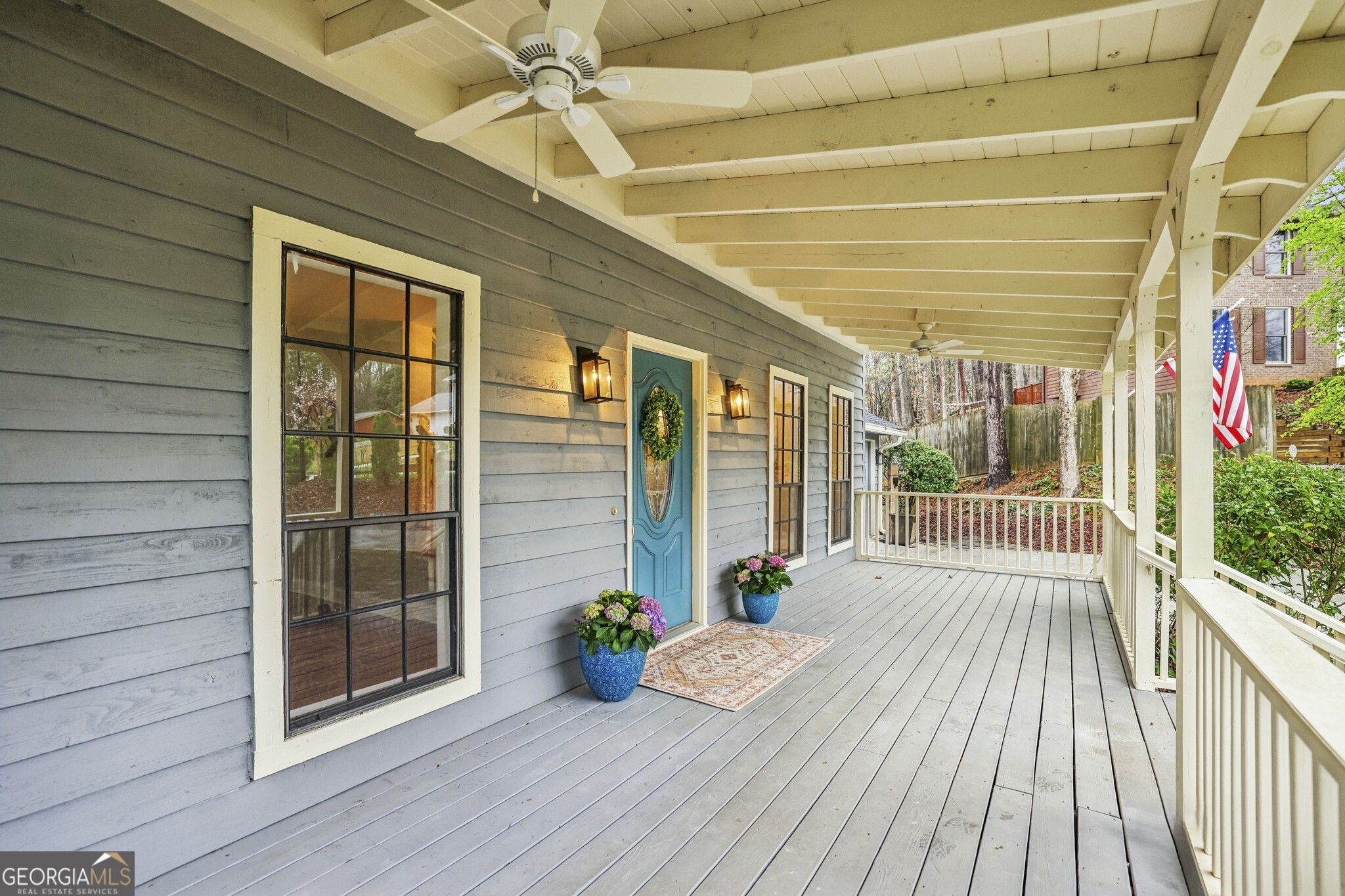 9950 Lake Forest Way