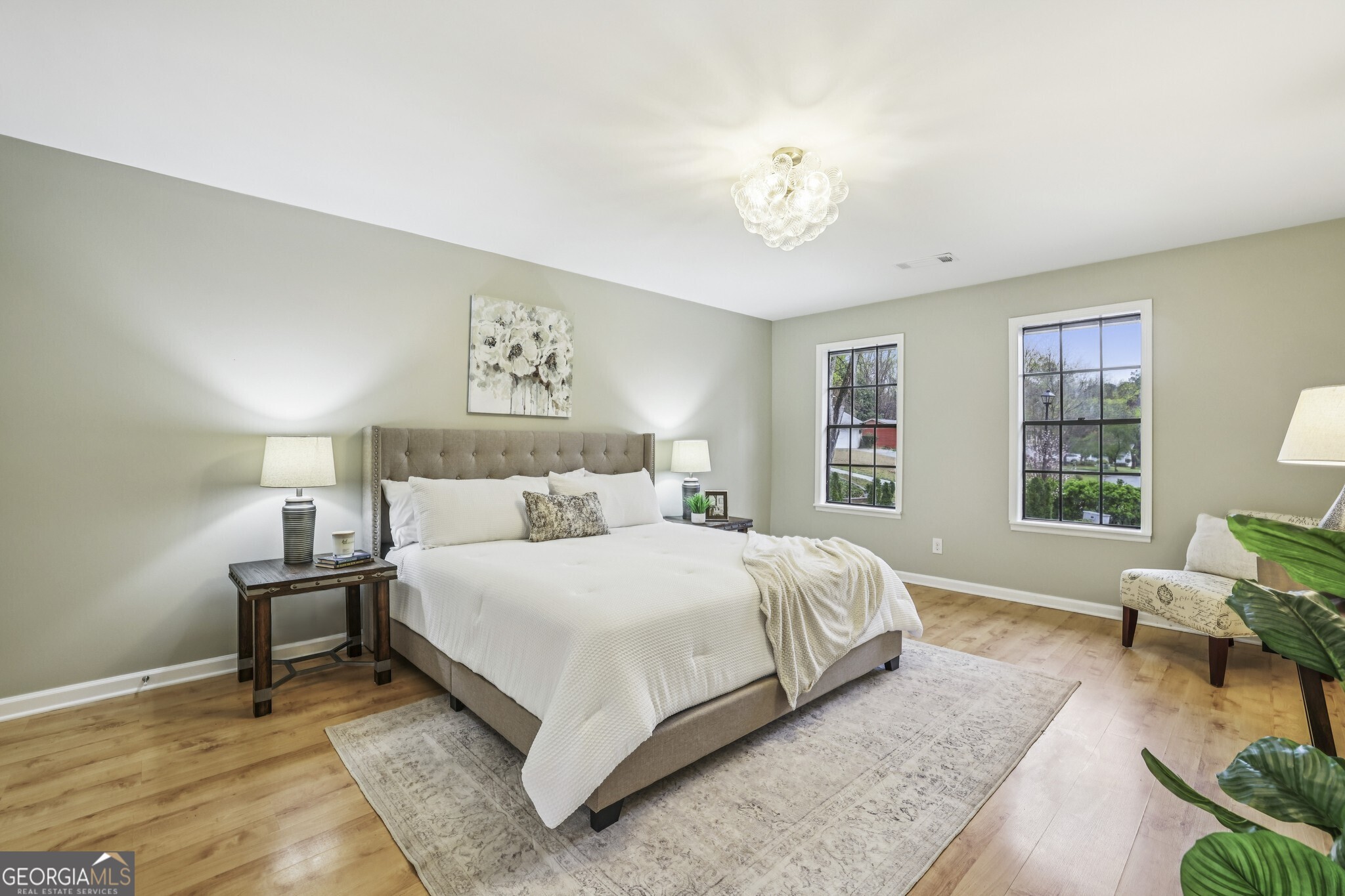 9950 Lake Forest Way