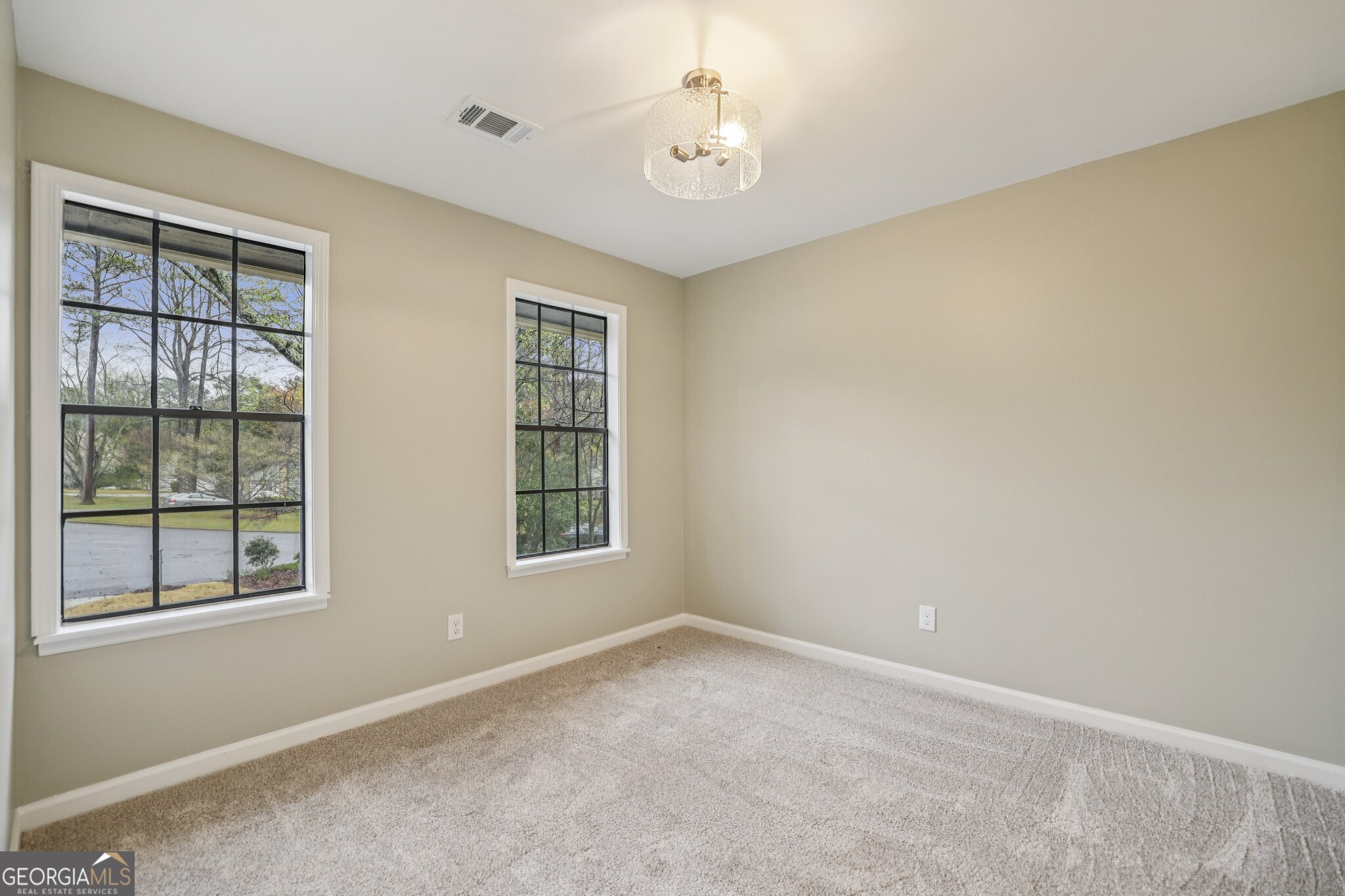 9950 Lake Forest Way