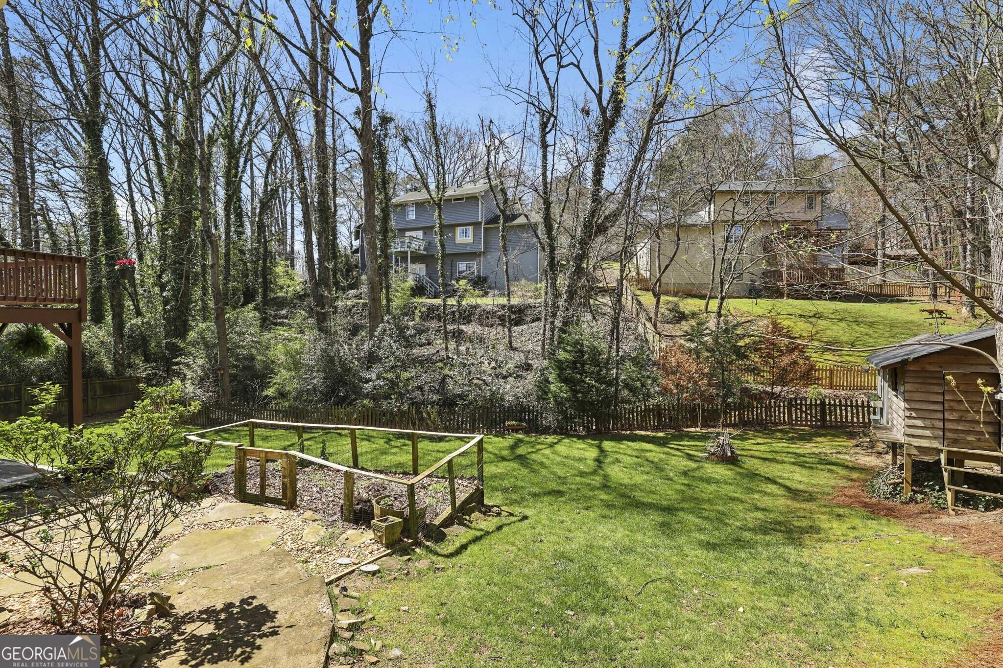 9950 Lake Forest Way