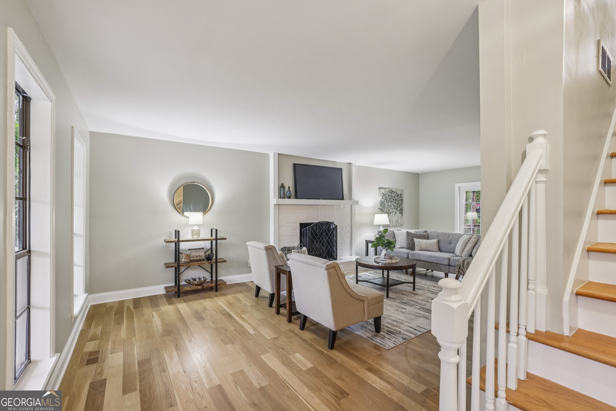 9950 Lake Forest Way