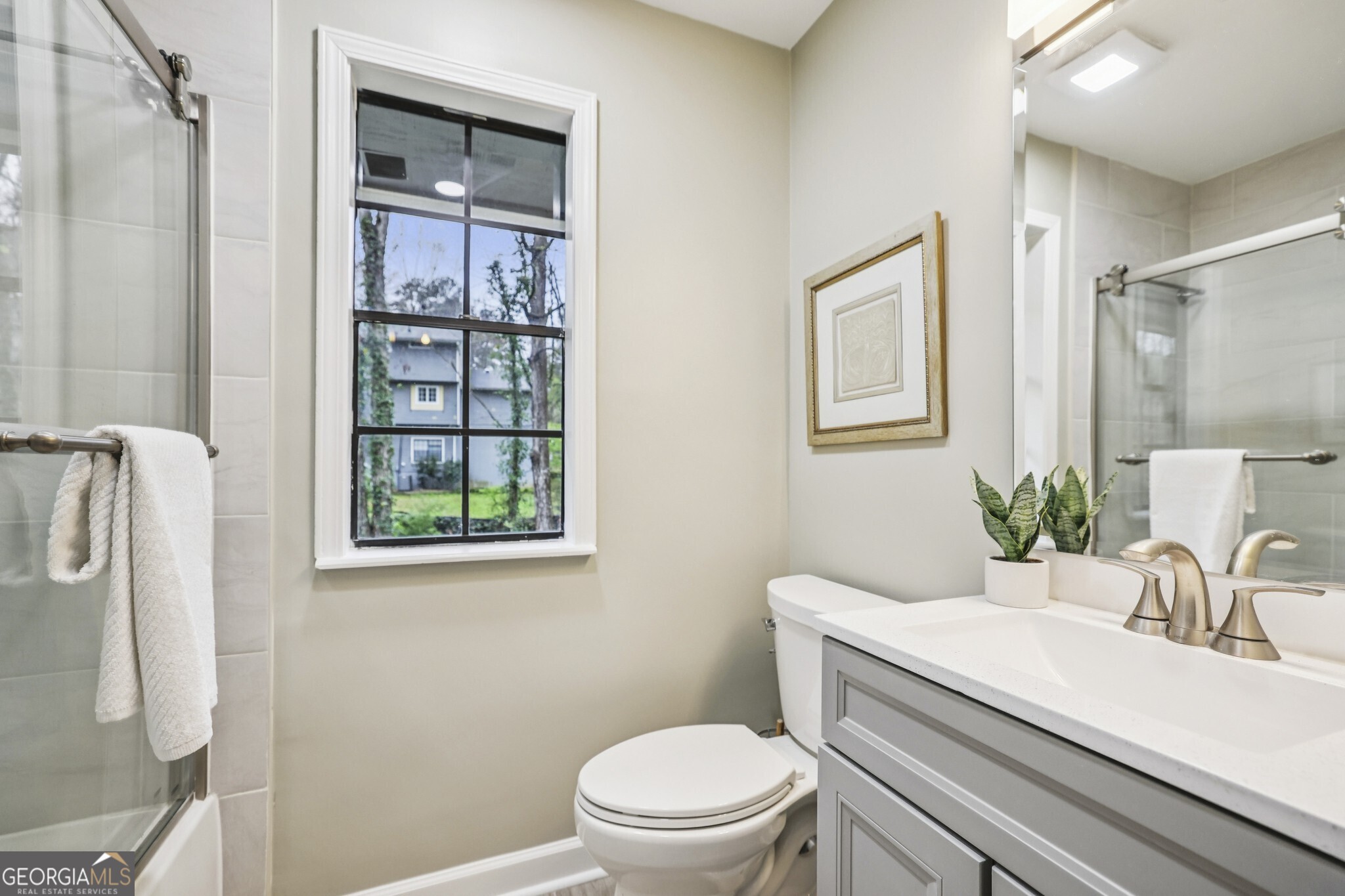 9950 Lake Forest Way