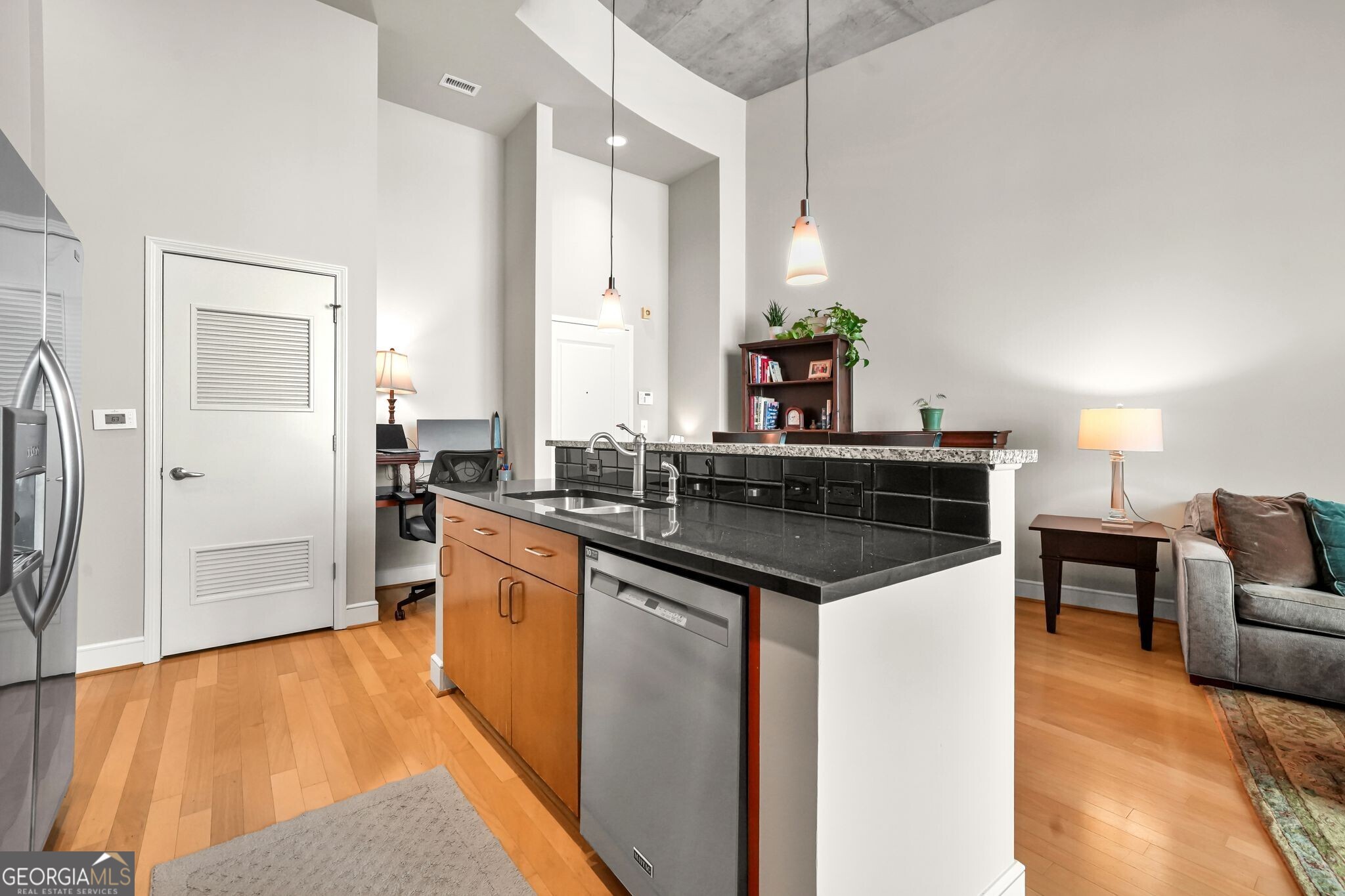 44 Peachtree Place NW # 525