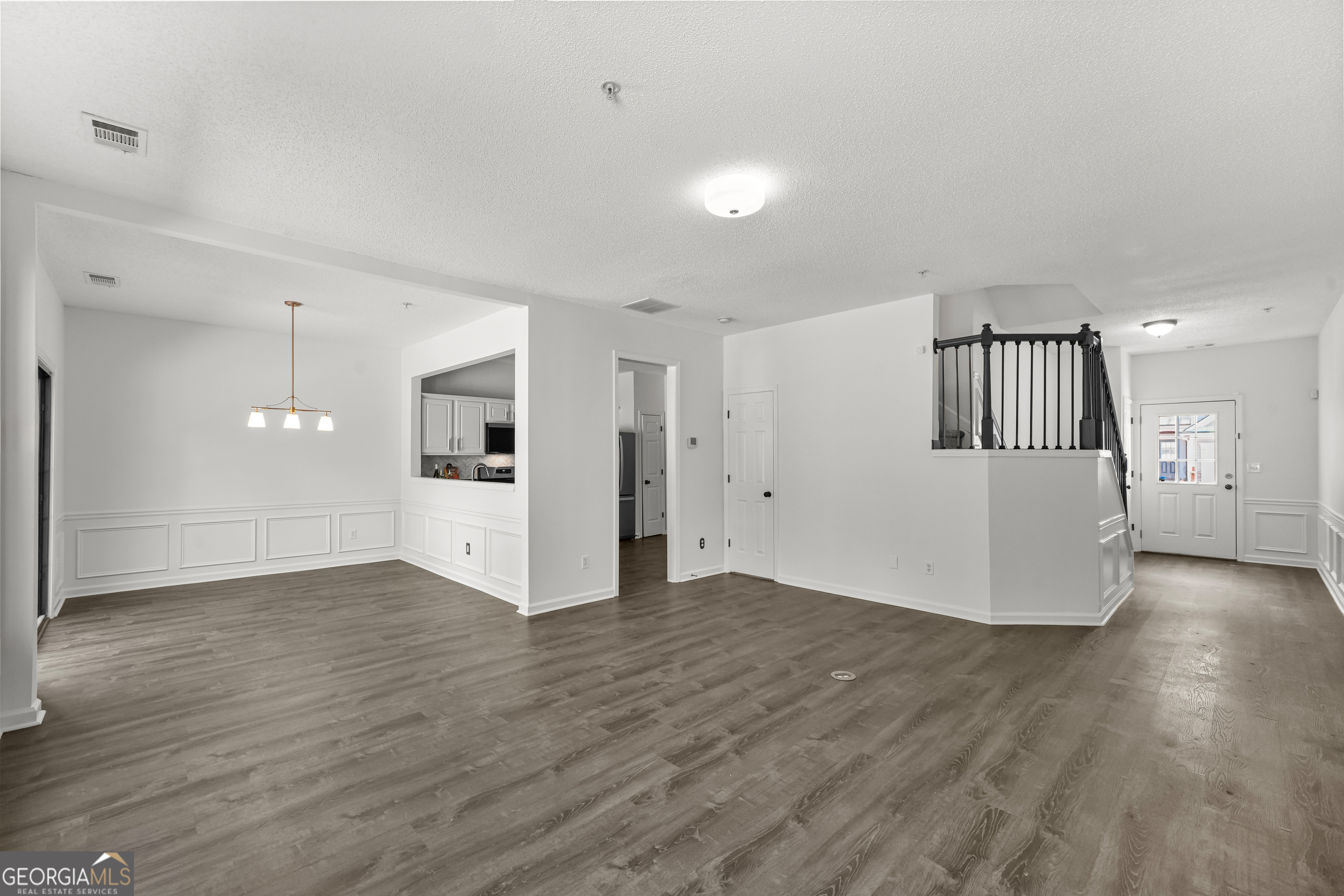 133 Regent Place