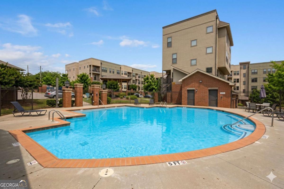 898 Oak Street SW # 3218