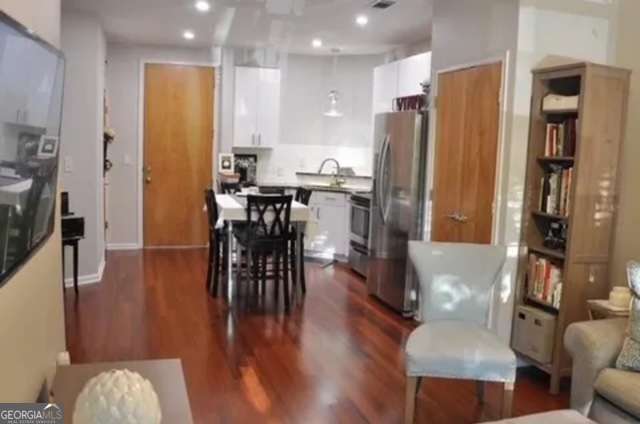 898 Oak Street SW # 3218