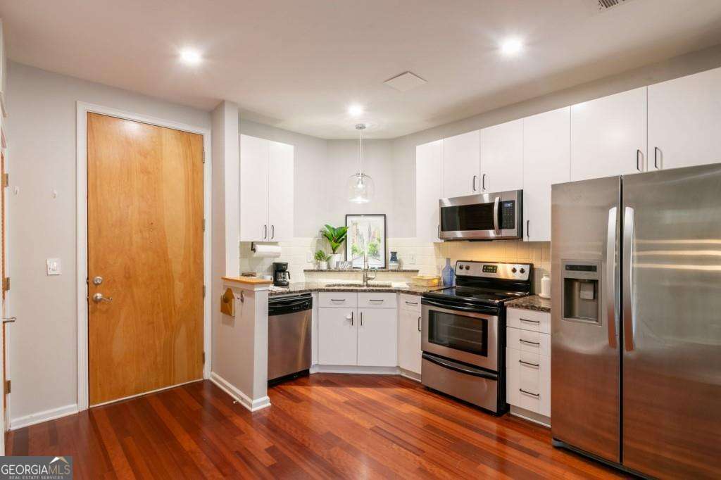 898 Oak Street SW # 3218