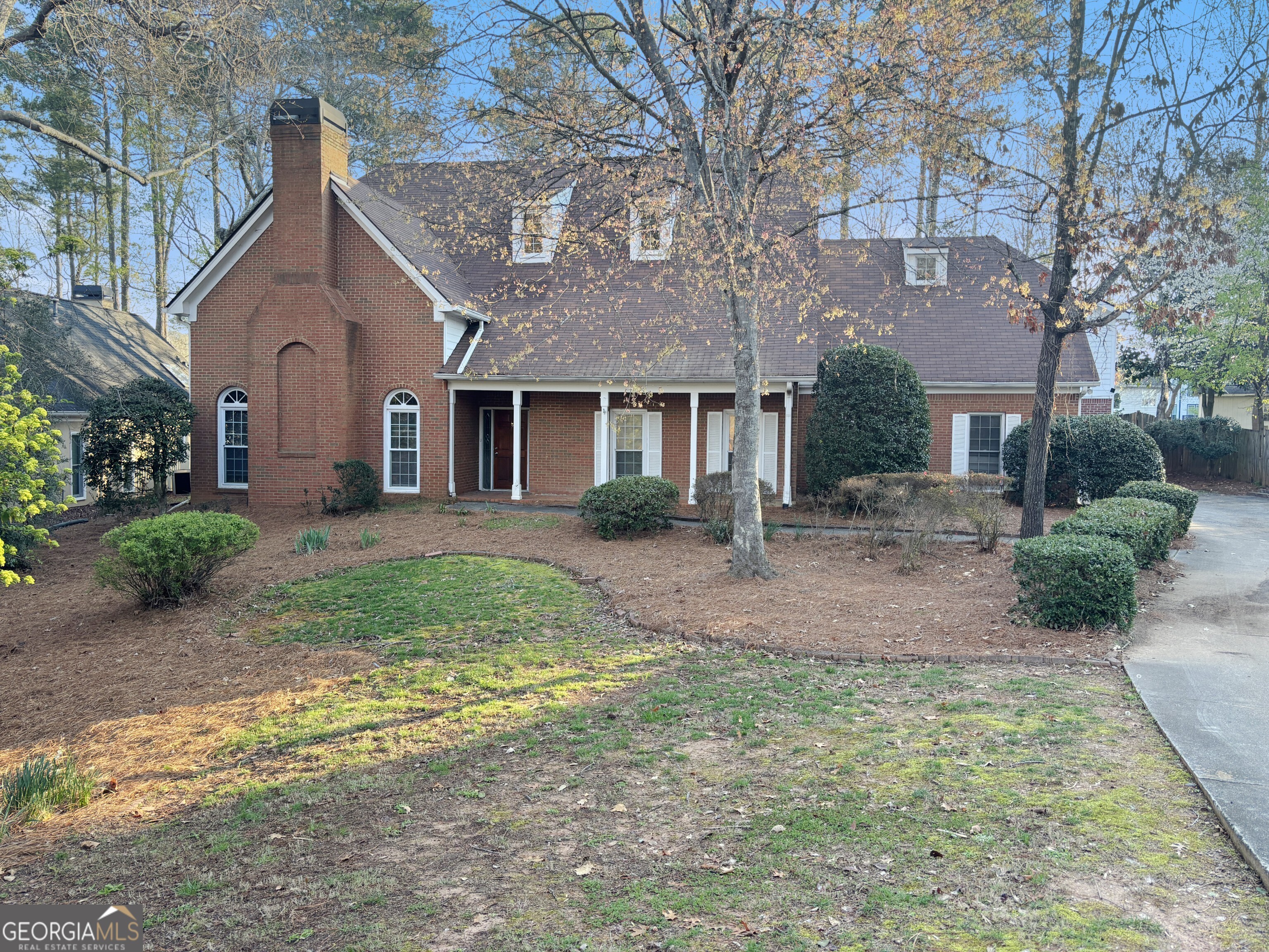 105 Lazy Laurel Chase