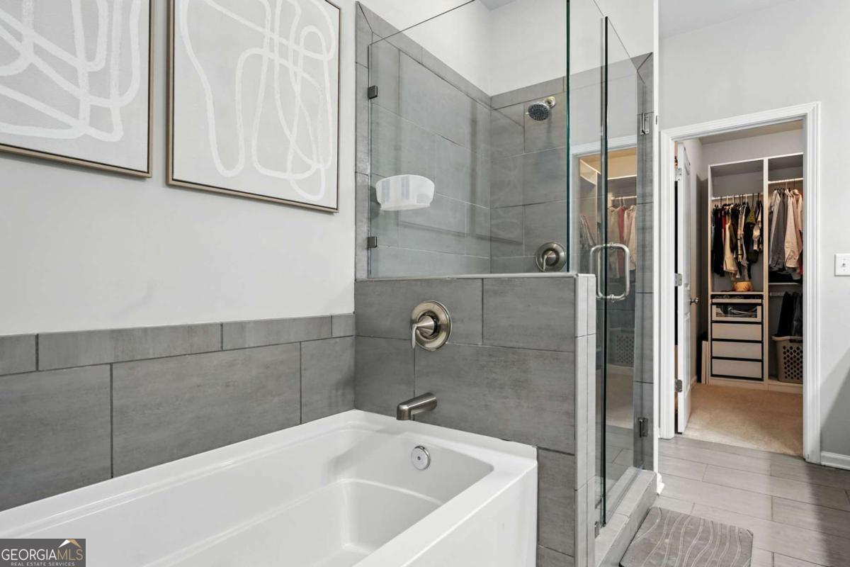 2441 Norwood Park Crossing