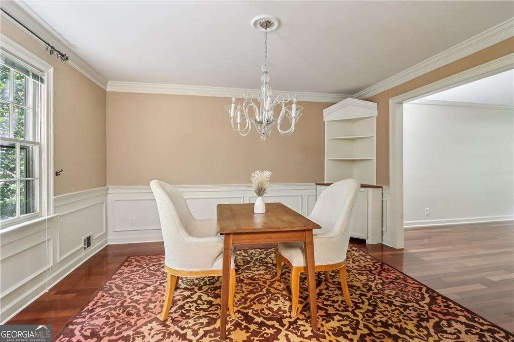 718 Haralson Drive SW