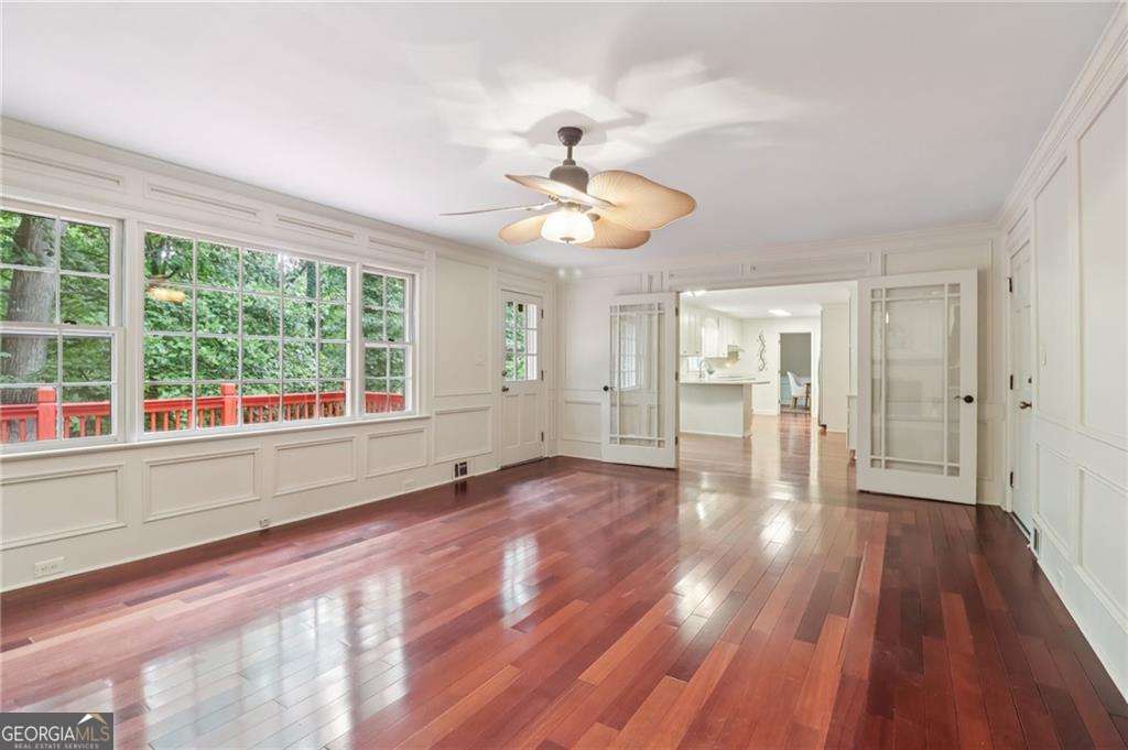 718 Haralson Drive SW