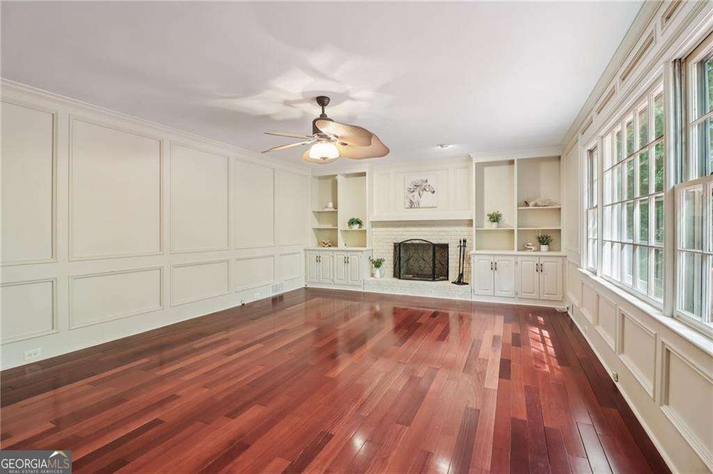 718 Haralson Drive SW