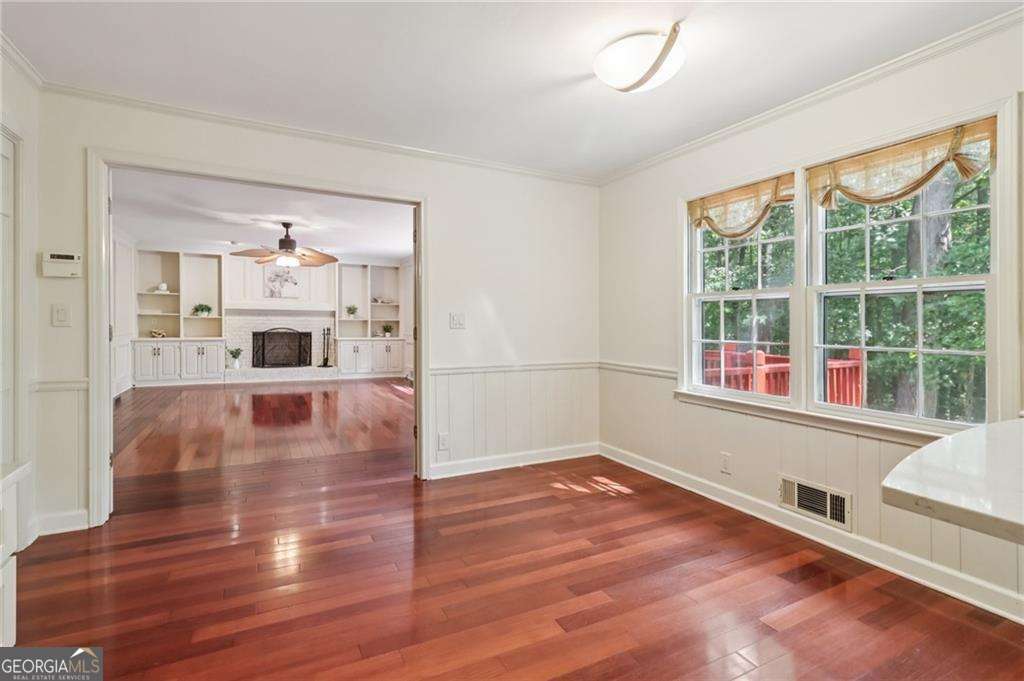 718 Haralson Drive SW