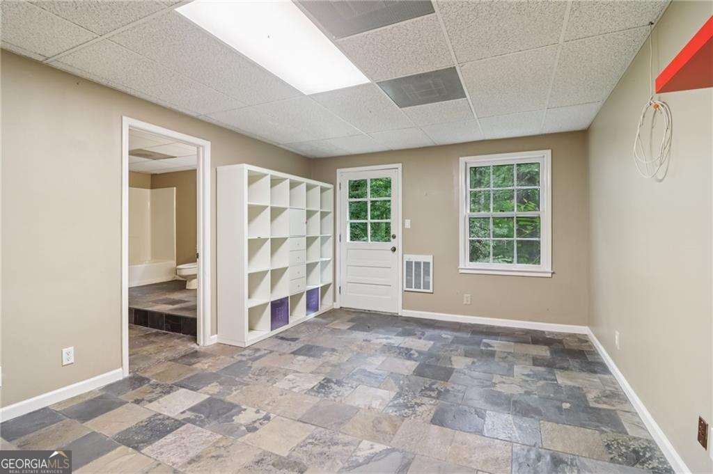 718 Haralson Drive SW