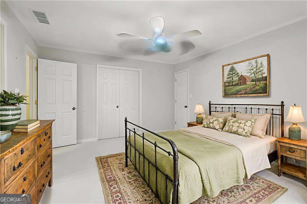 718 Haralson Drive SW