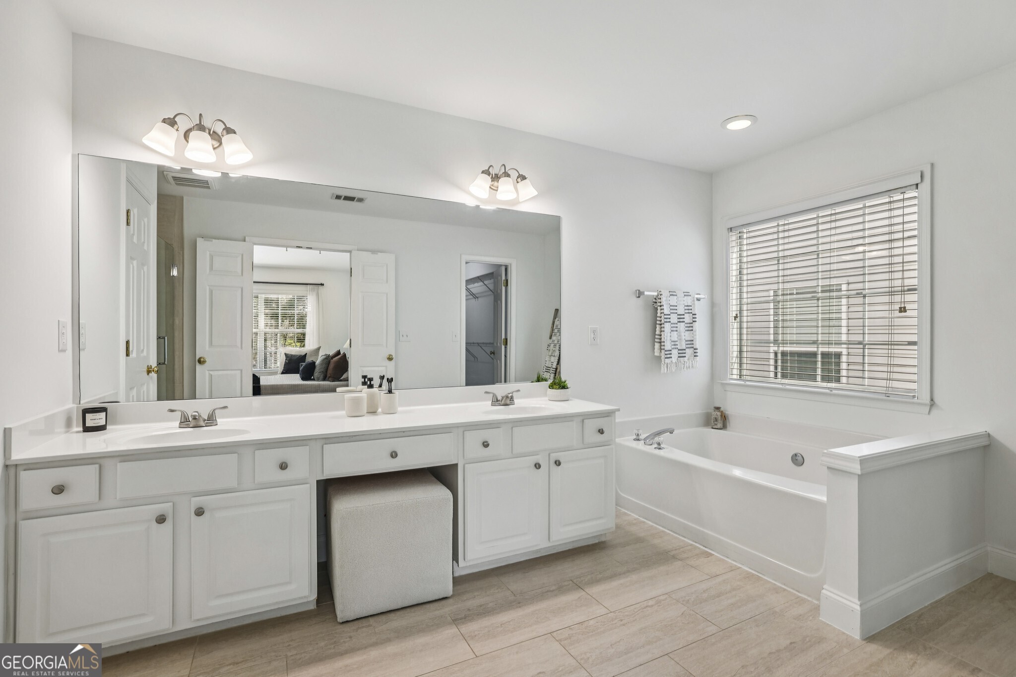 711 Wendlebury Court