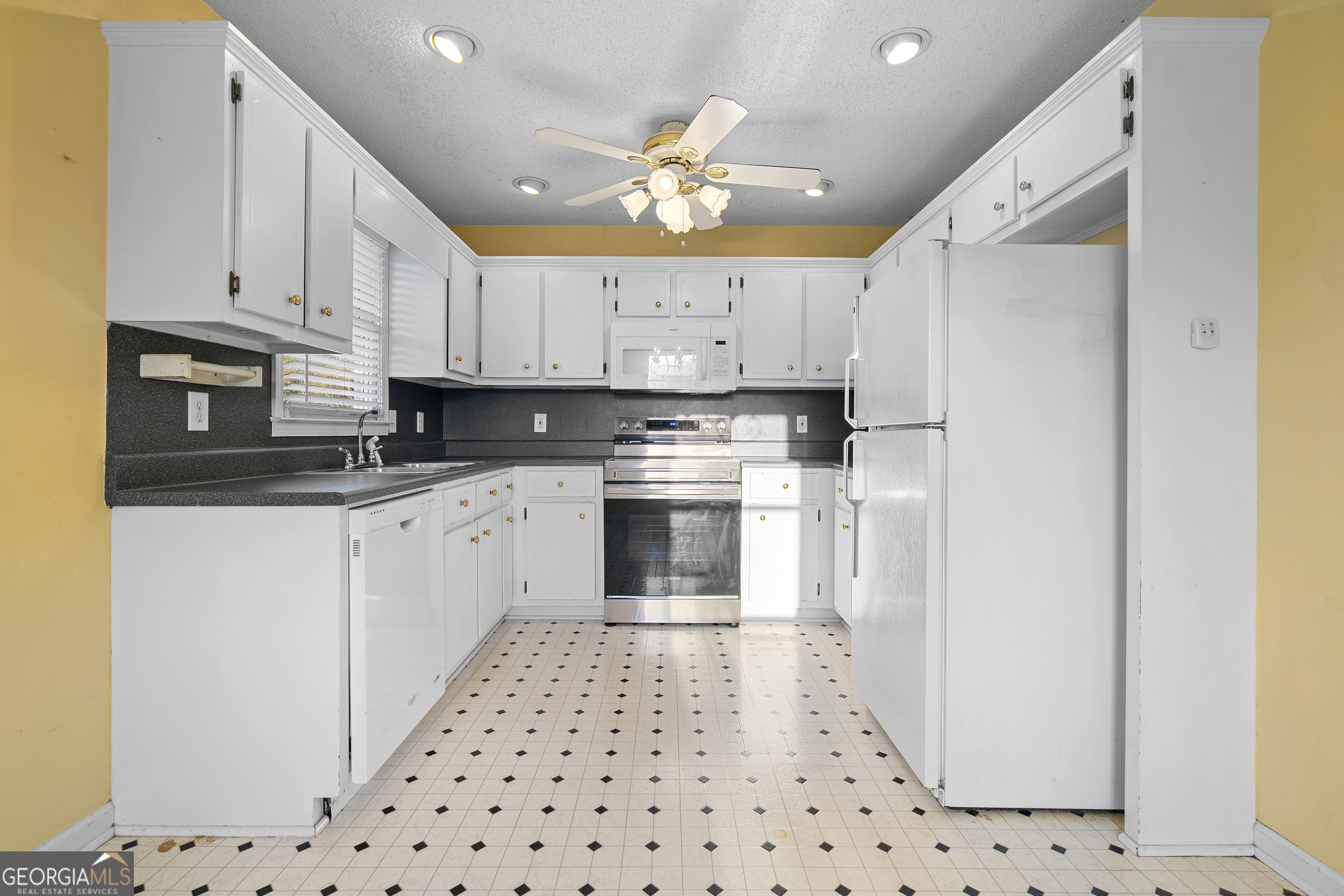 10 Laurel Cove SW