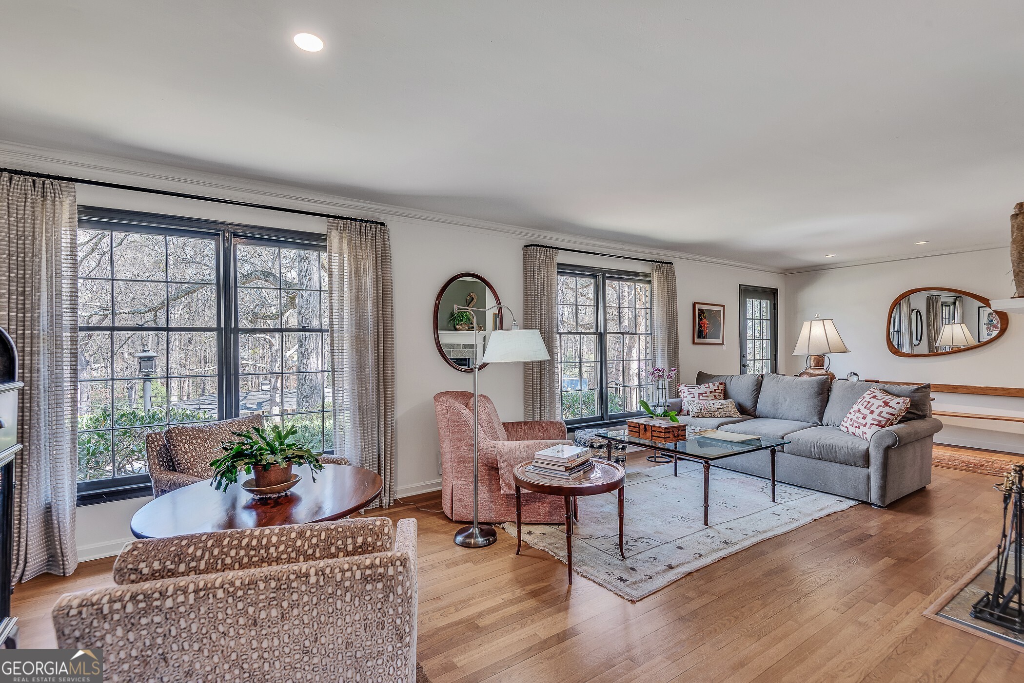 2640 Hawthorne Drive NE