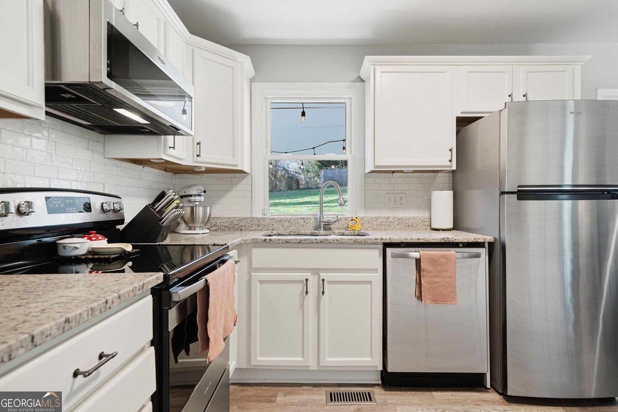 2371 Woodland Drive NW