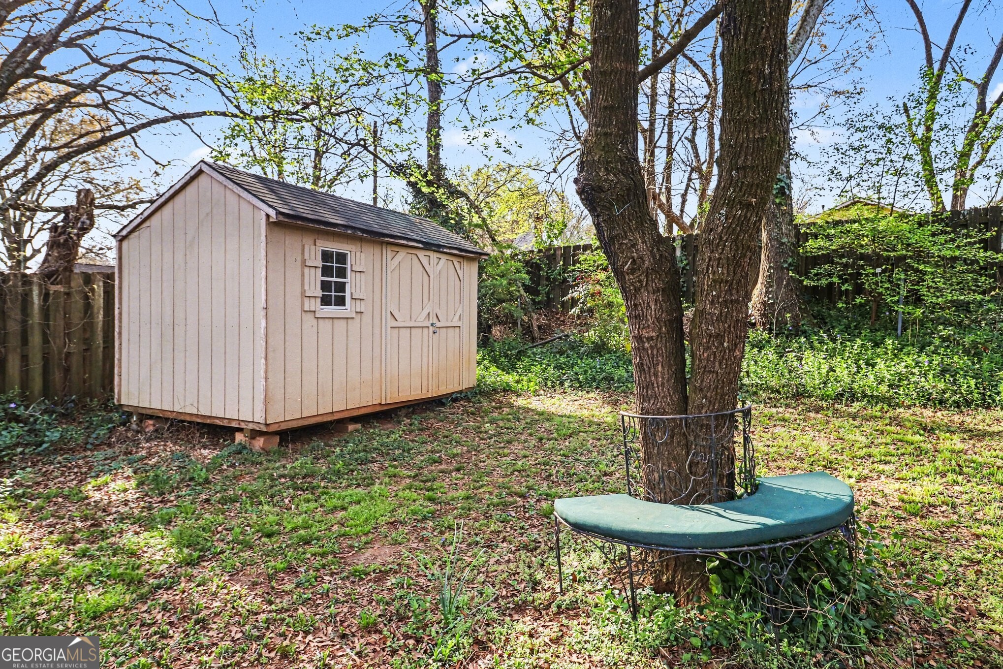 1405 May Avenue SE