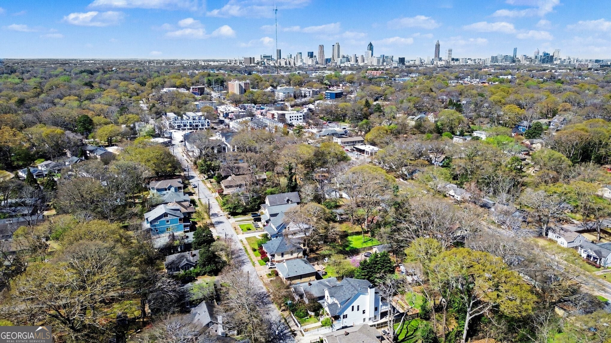 1405 May Avenue SE