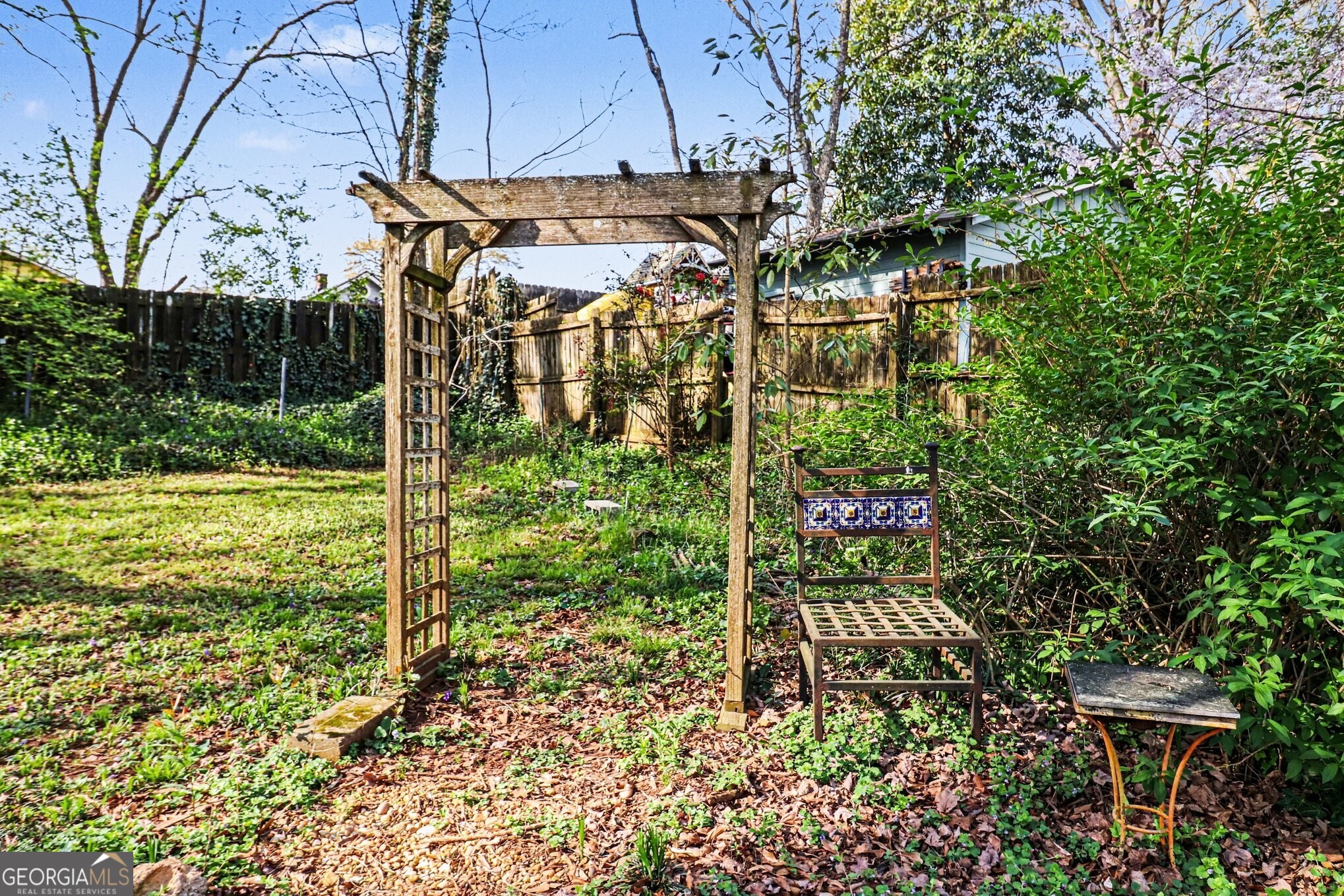 1405 May Avenue SE