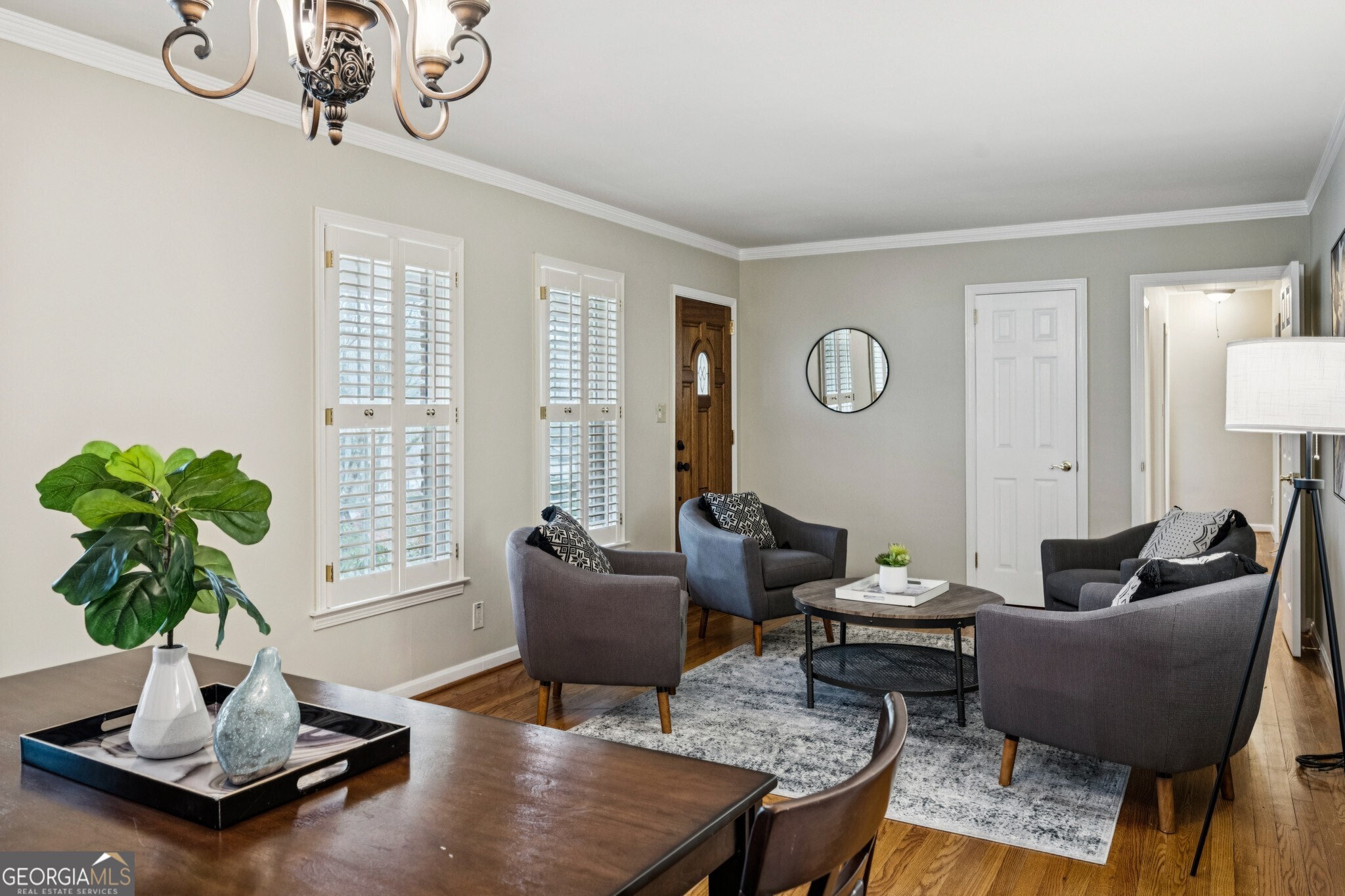 2467 Leslie Drive NE