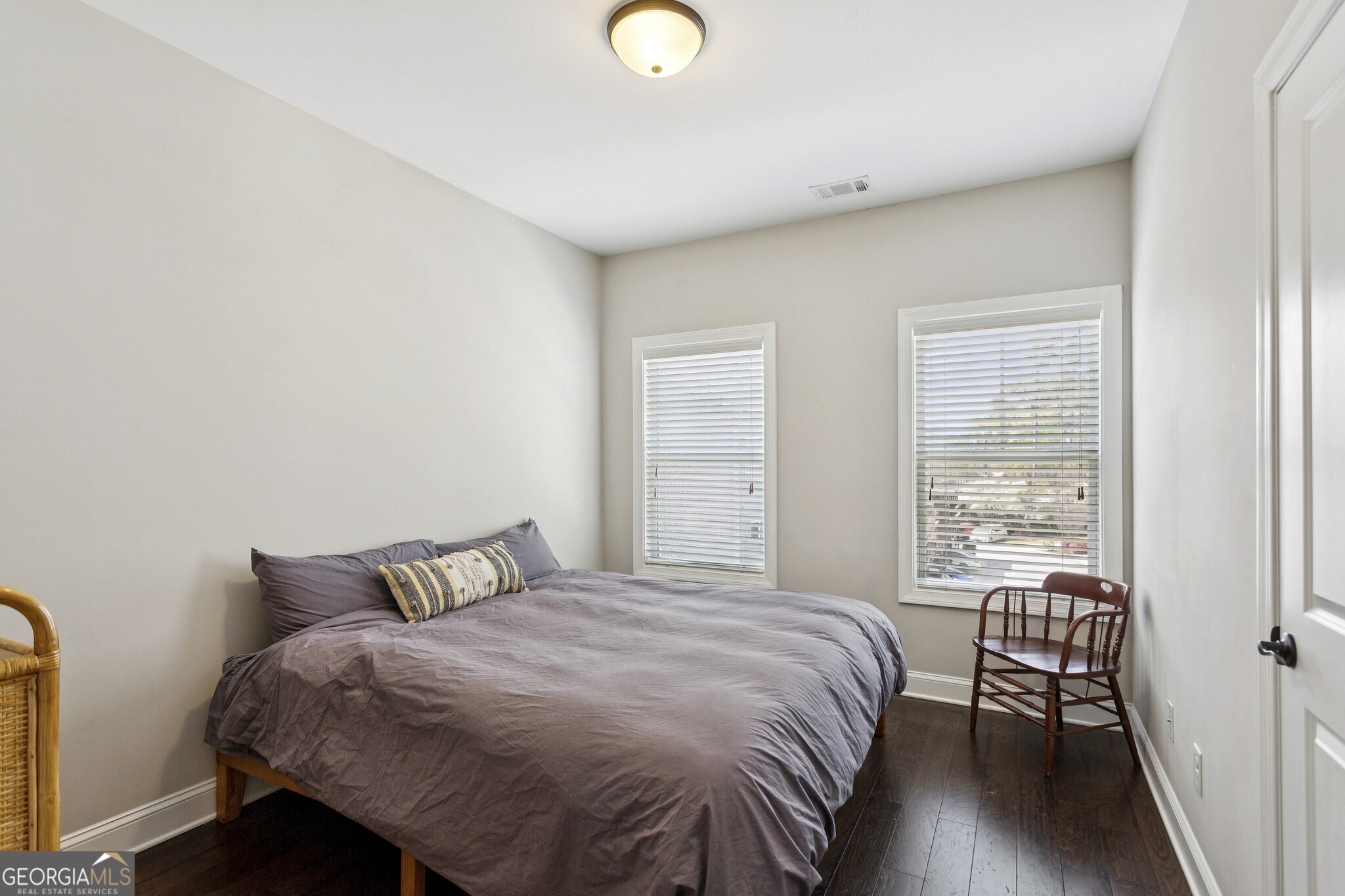 1291 Linden Court NE