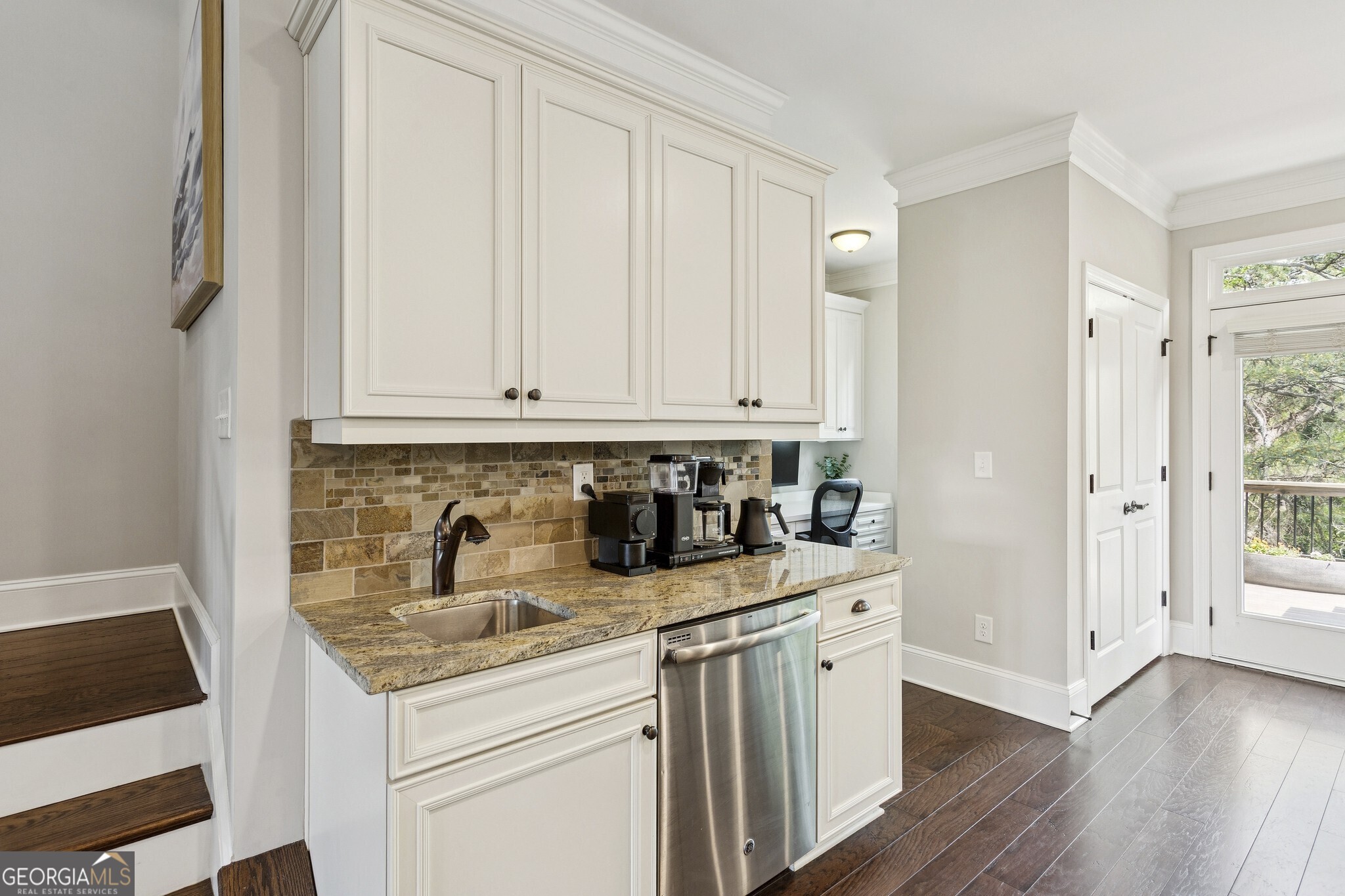 1291 Linden Court NE