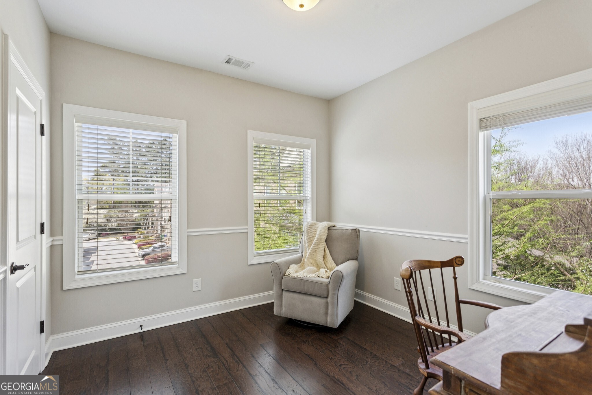 1291 Linden Court NE