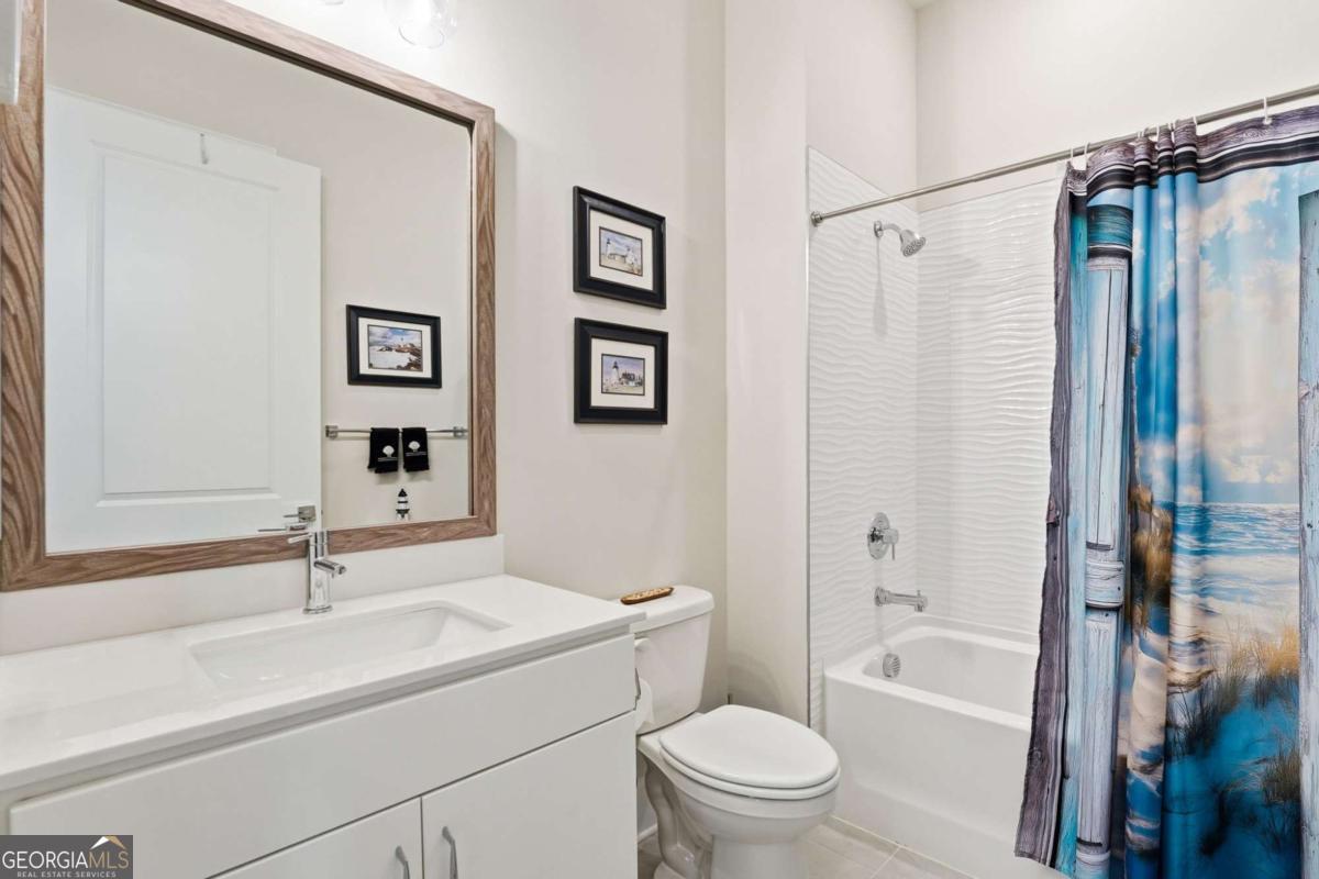 360 Vinca Circle NW