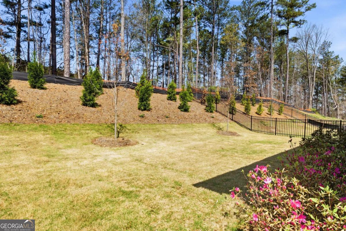 360 Vinca Circle NW