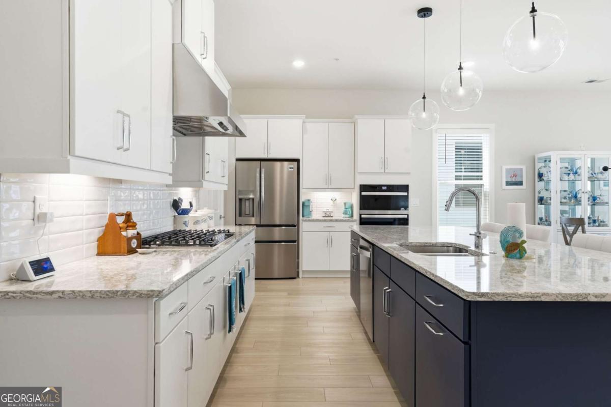 360 Vinca Circle NW