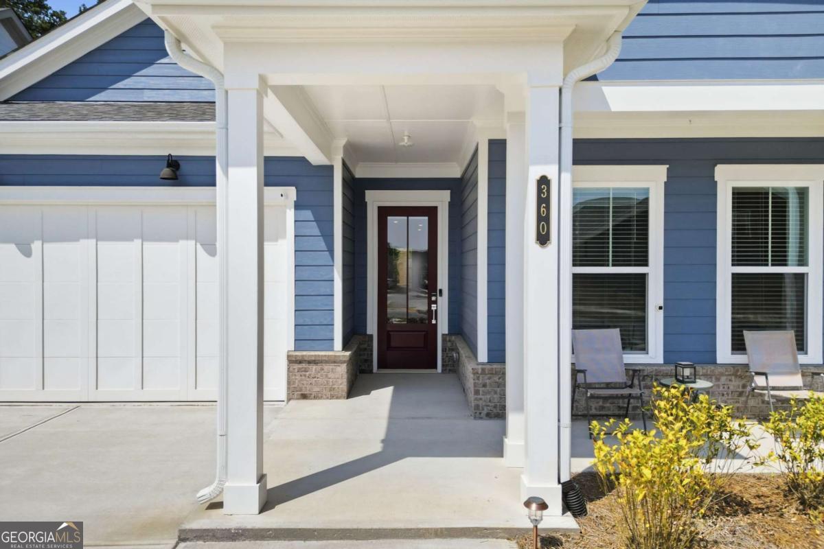 360 Vinca Circle NW