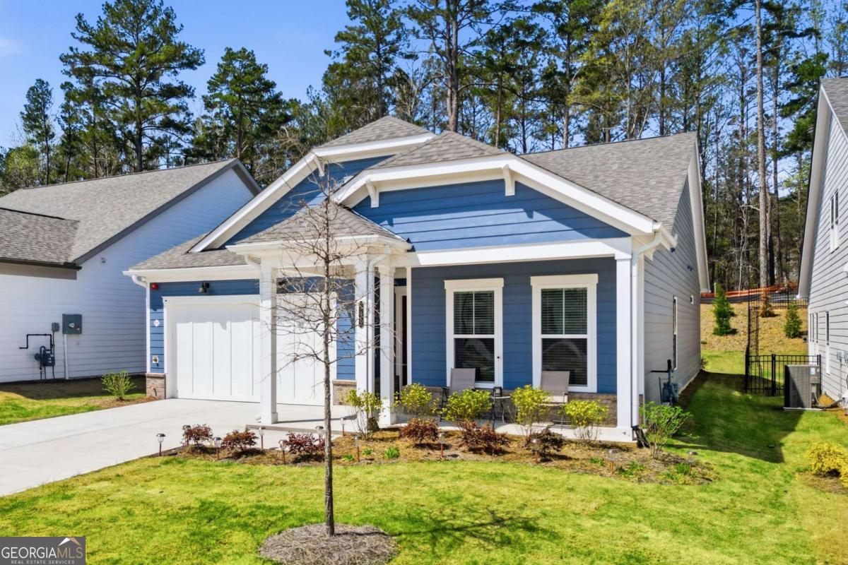 360 Vinca Circle NW