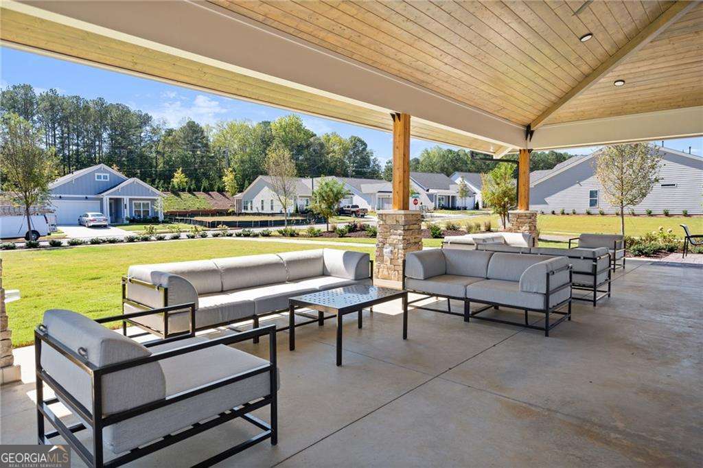 360 Vinca Circle NW
