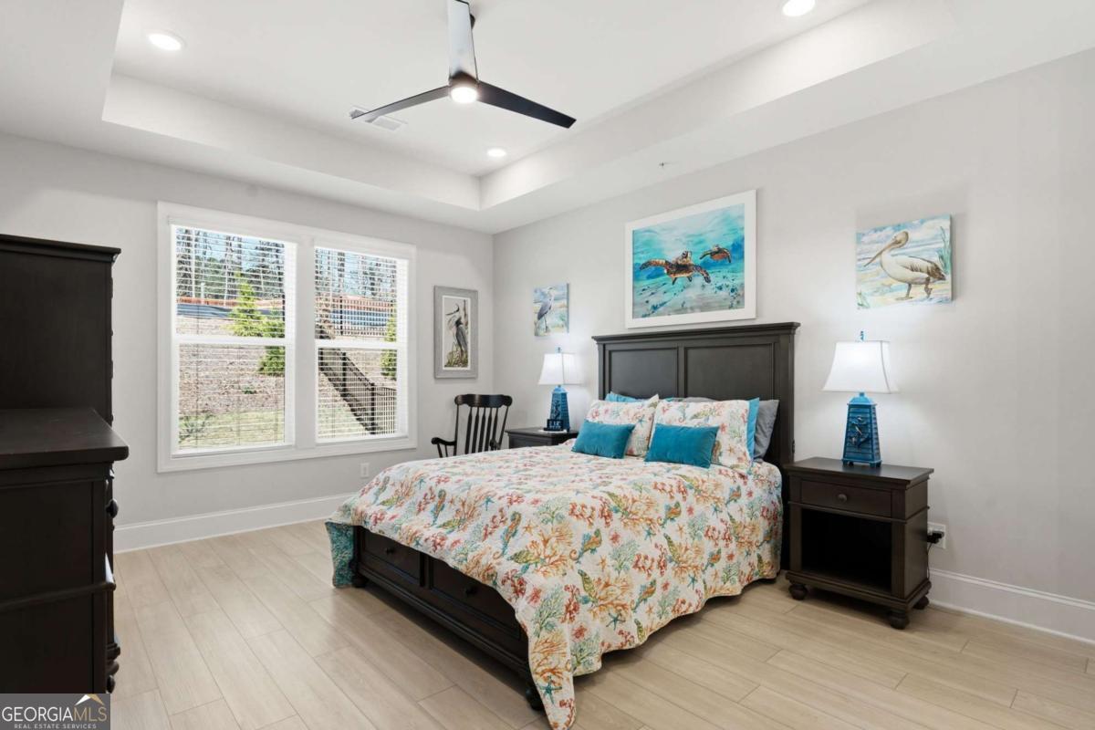 360 Vinca Circle NW