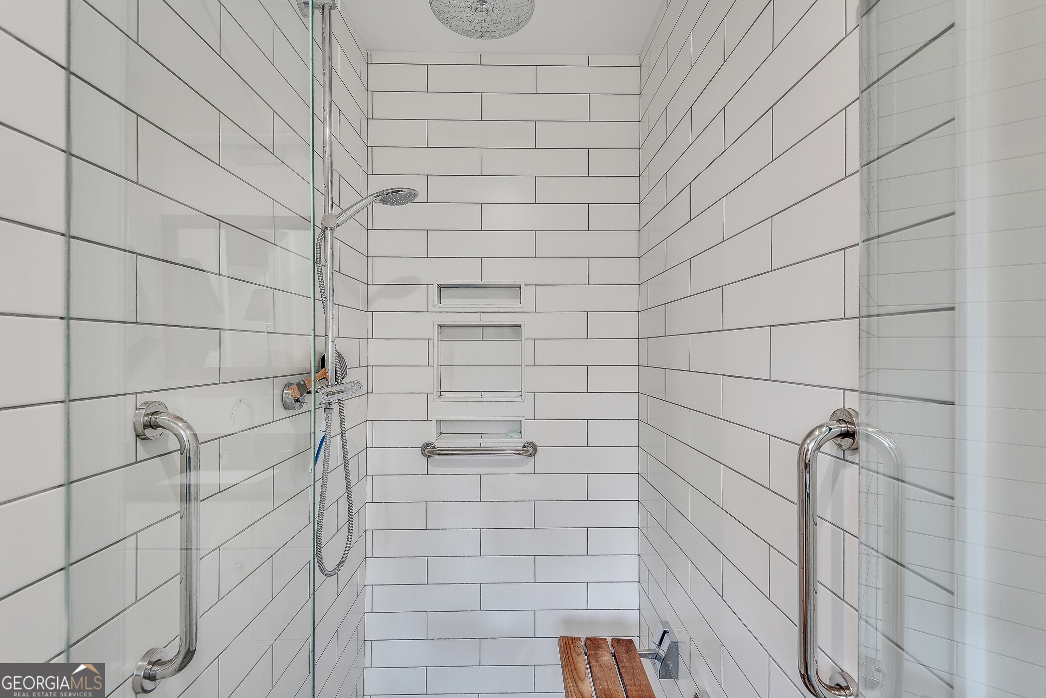 2295 Tanglewood Road