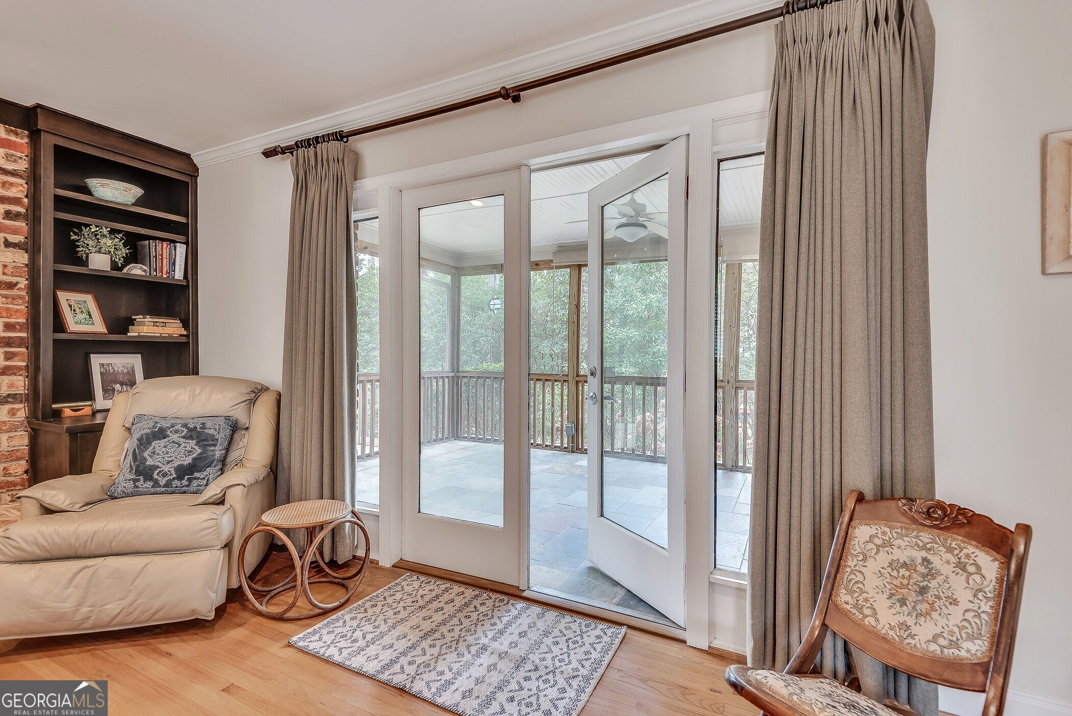 2295 Tanglewood Road