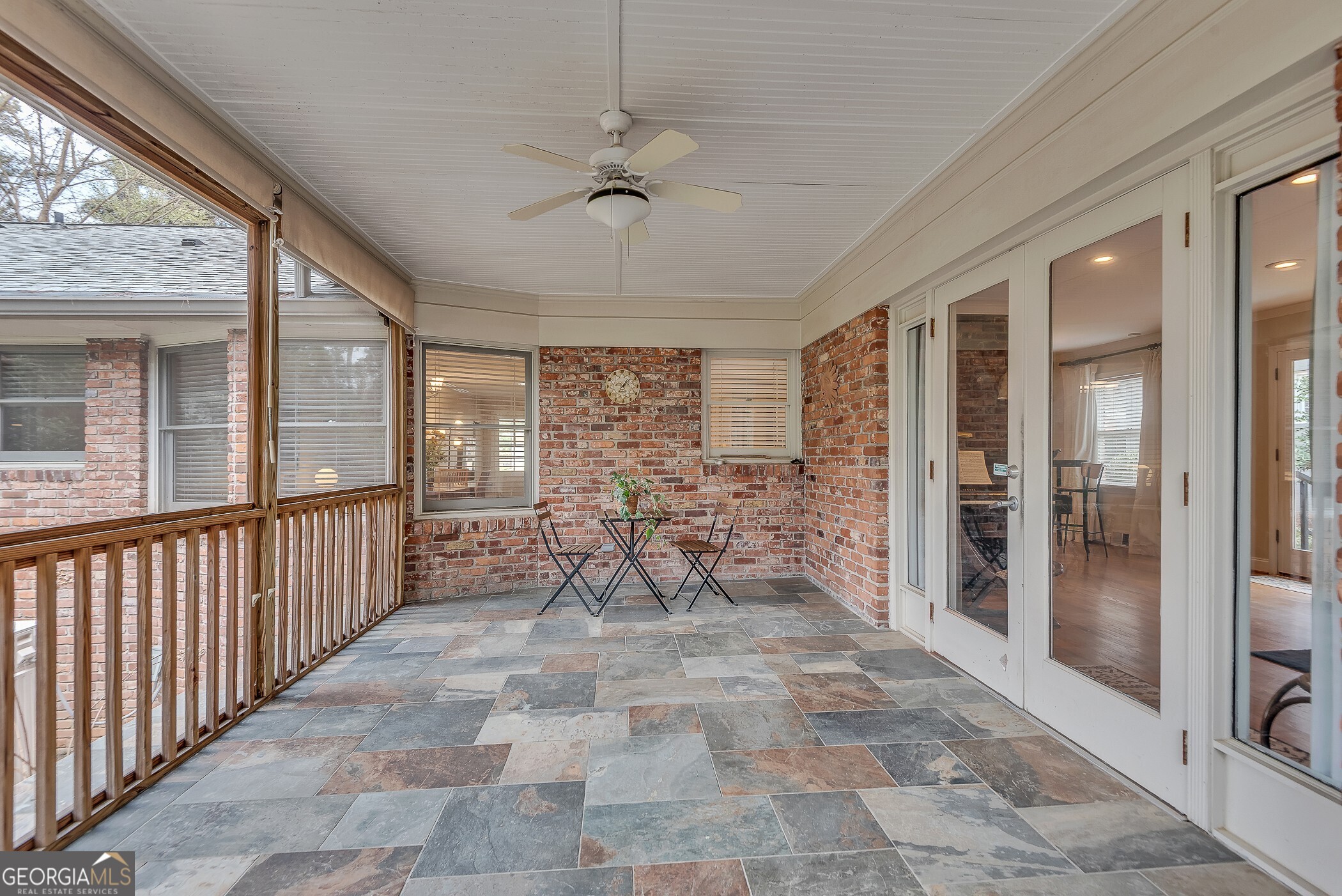 2295 Tanglewood Road