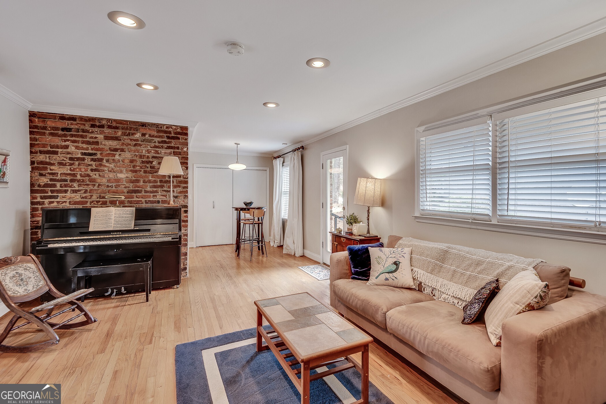 2295 Tanglewood Road