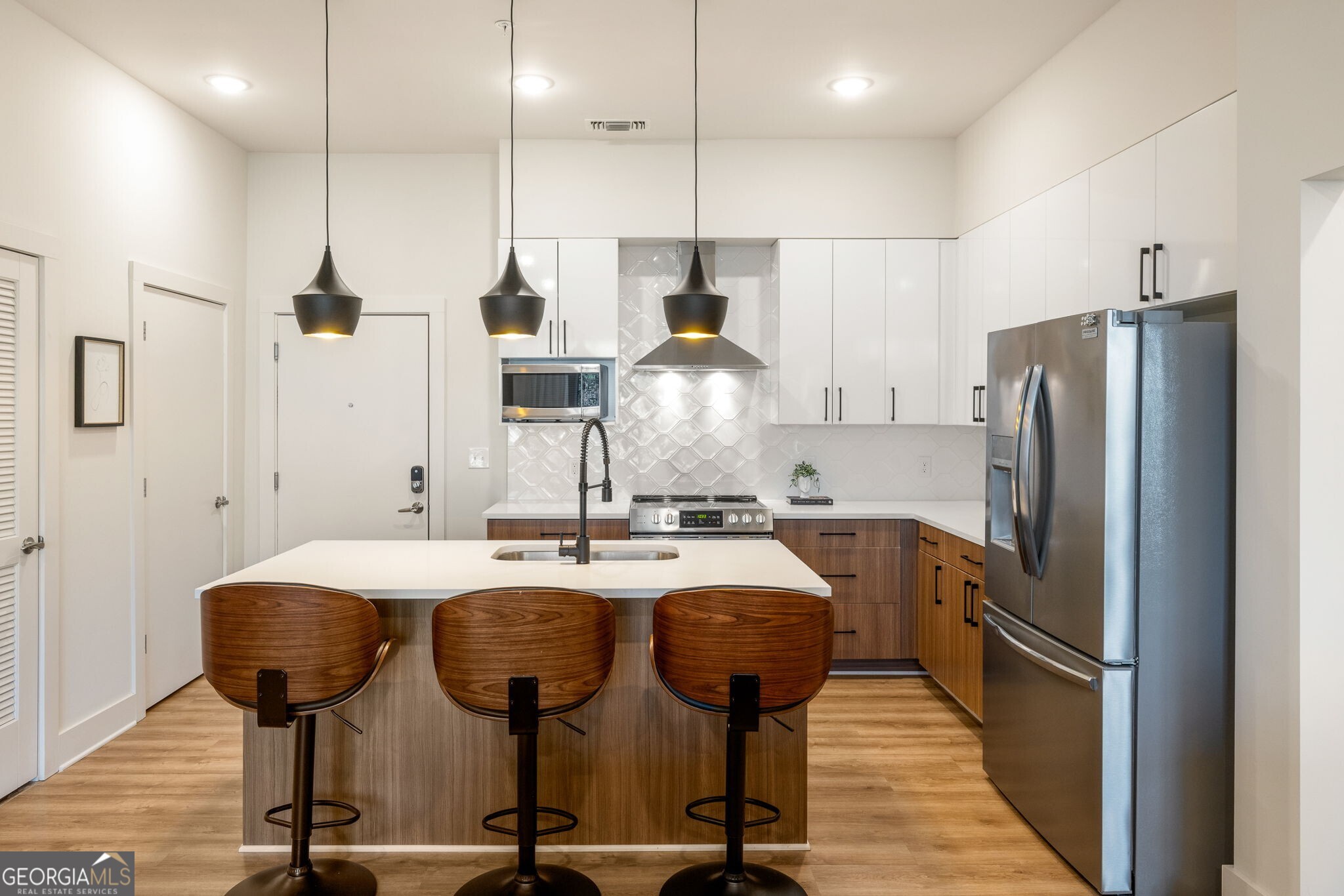 112 Rogers Street NE # 205