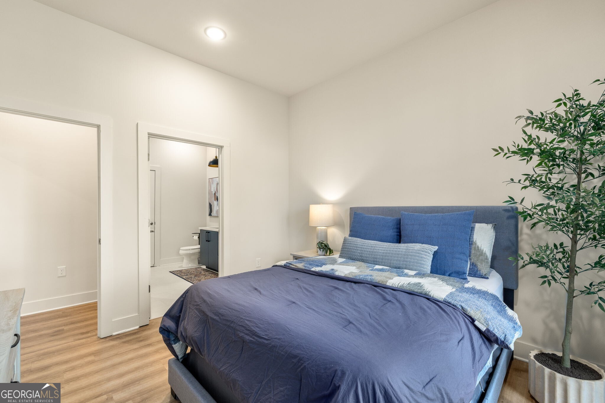 112 Rogers Street NE # 205