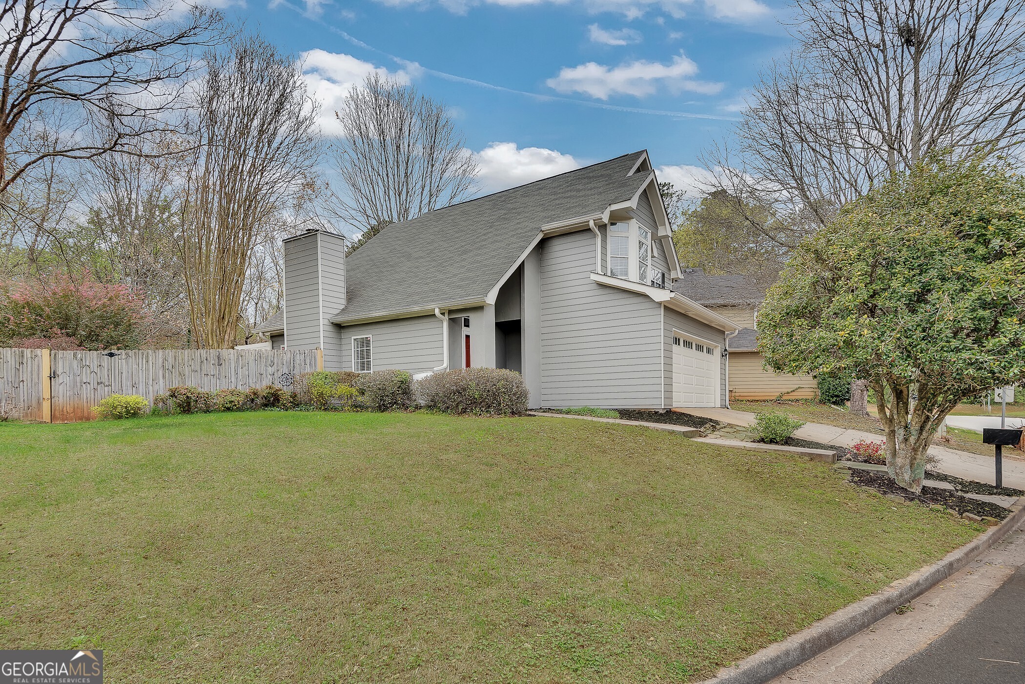 1027 Ashbury Drive