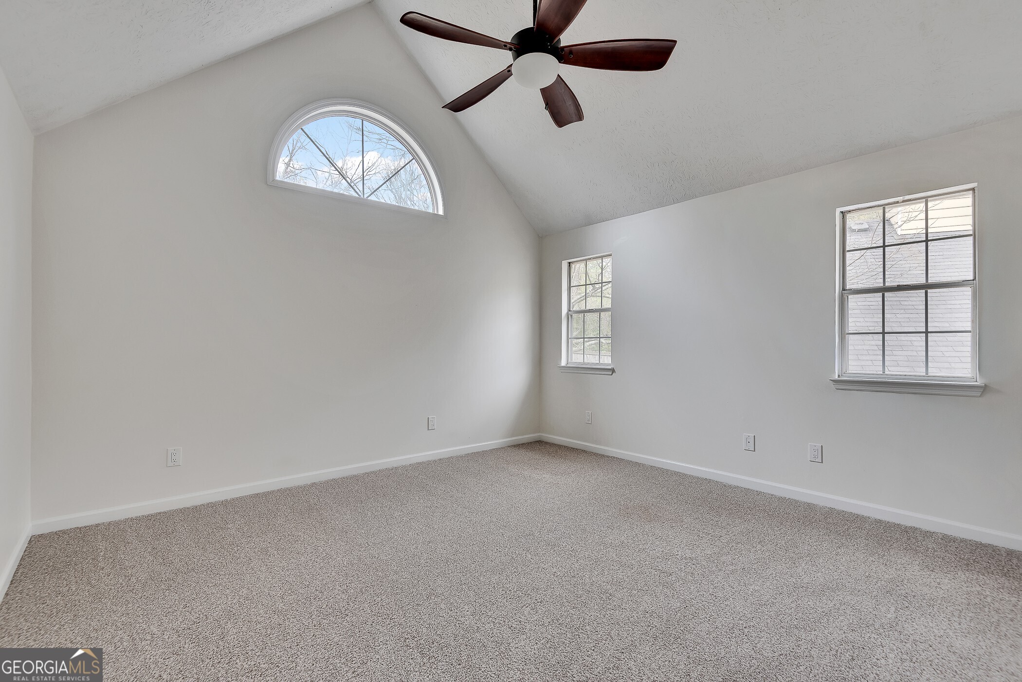 1027 Ashbury Drive